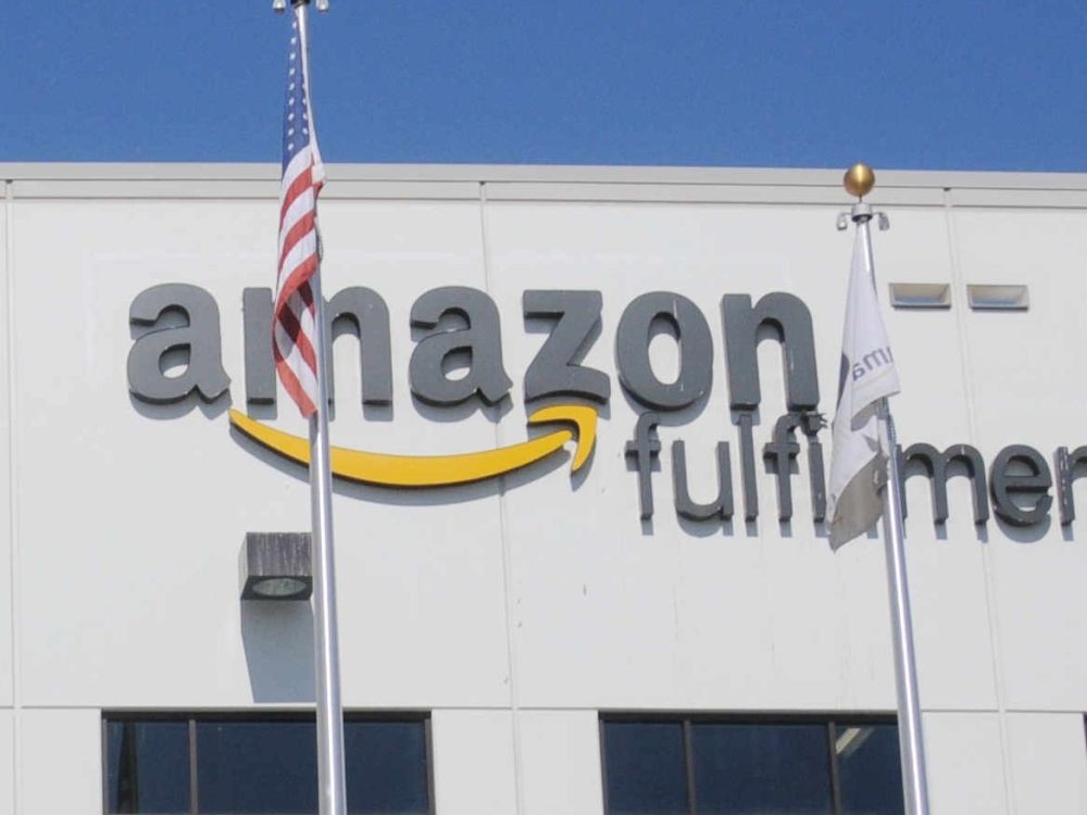 亚马逊公司将再裁员 9000 人