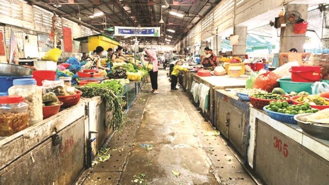 旧邑街市的顾客大幅减少。