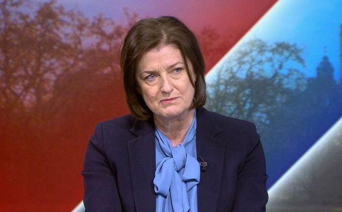 联合国难民署驻英国代表坦南特26日表示，这项法案中涉及的相关措施违反英国政府应该履行的国际法义务。（图：Sky News）