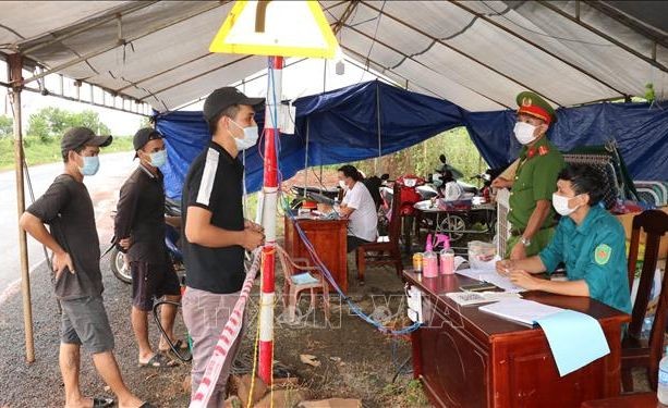 图为平福省补家肥县的一个边境防疫检查站。（图：越通社）