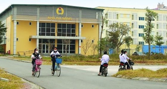 越南工会在河南省同文II工业区建设的多功能房屋和工人住房区。