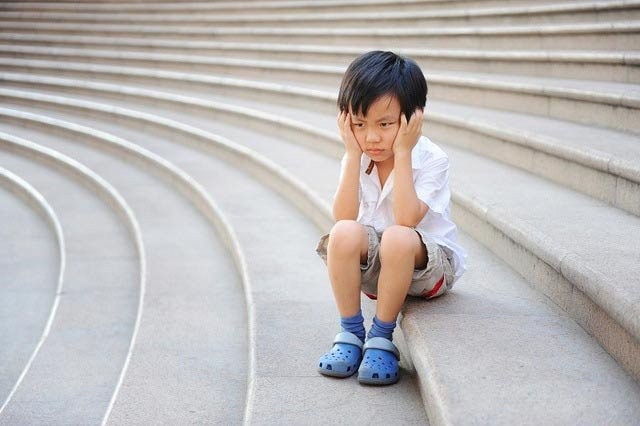 患孤独症孩子有哪些表现？