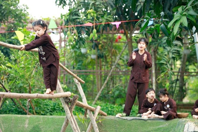 小朋友参加《高大战队》节目。