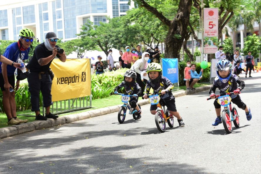 去年举办的“迎向儿童日”一瞥。