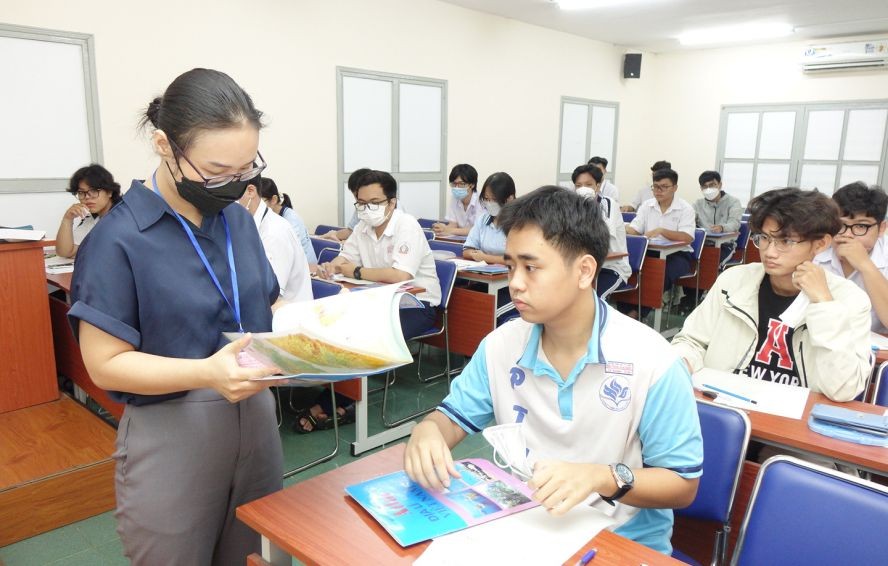 考生参加2023年第二期能力评价考试。（图：如雄）