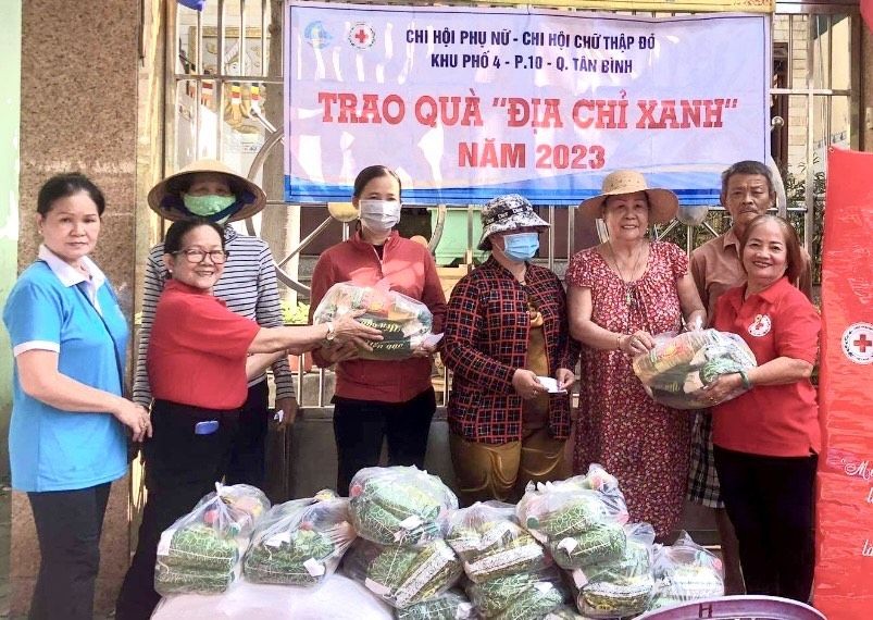 关爱街区弱势人家