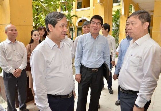 教育培训部高度评价高中毕业试筹备工作