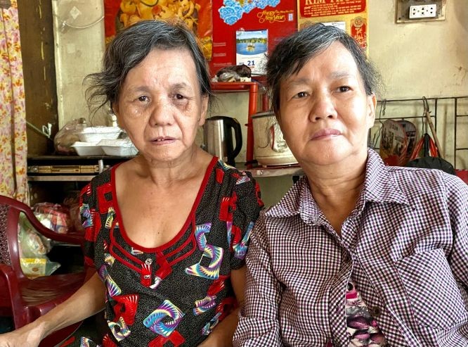 林香（右）与林素女。