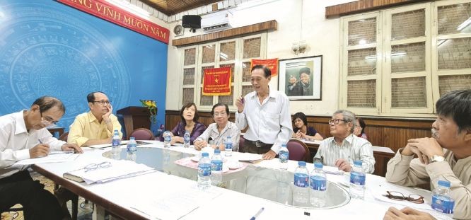 鼓励文友参加创作活动