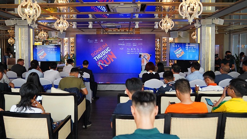 2023年守德市马拉松赛新闻发布会现场。（图：人民报）