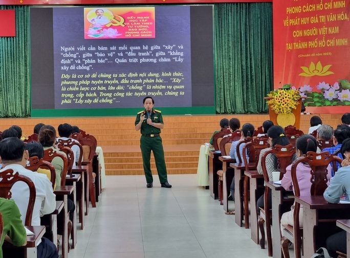 在平政县举办保护党的思想基础新闻报导培训班。