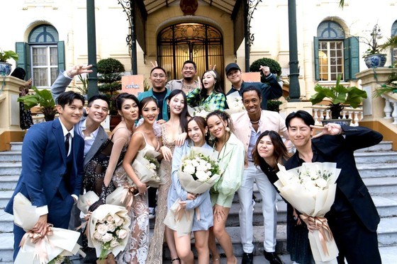 多位名人参加该节目。