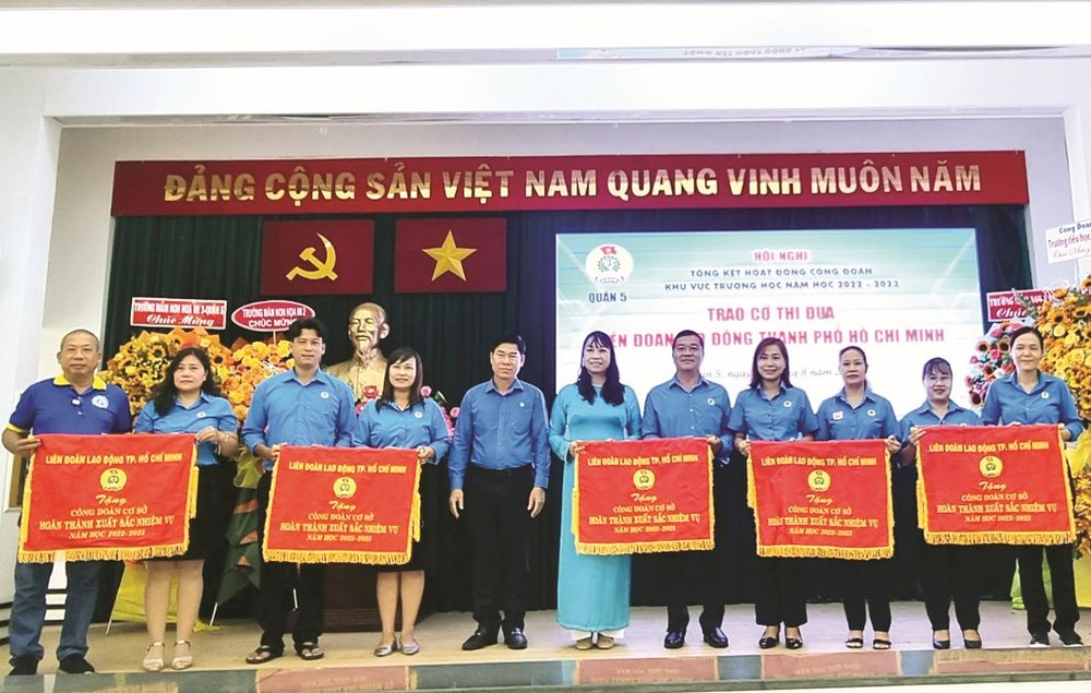 让教师安心工作