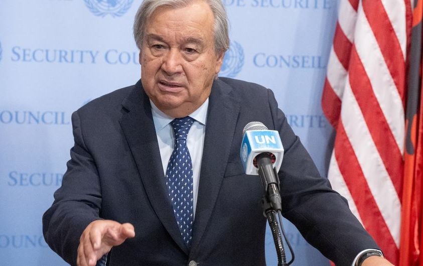 联合国秘书长古特雷斯在纽约总部向记者介绍即将展开的一系列出访。（图：联合国）