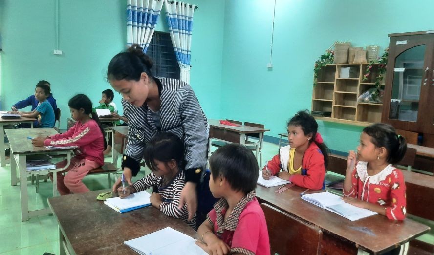 自消除分校以来，茶南全日制民族小中学普通学校的教学质量得到明显改善。