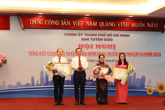 市委奖励取得2022年宣教工作出色成绩的单位。