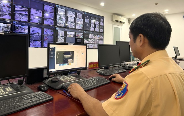 本市交警和交通清查力量采取视频监控处罚形式，以彻底查处交通违规行为。