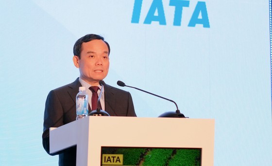 政府副总理陈留光在会上致词。（图：明英）