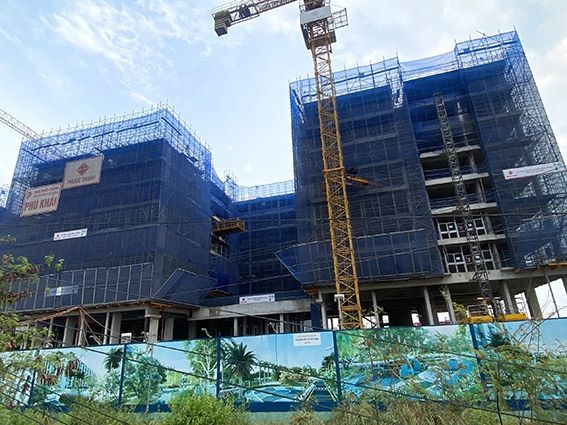 守德市正在施工的社会住房项目。