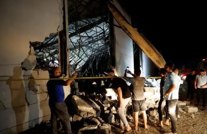 伊拉克一婚礼着火致200余人伤亡