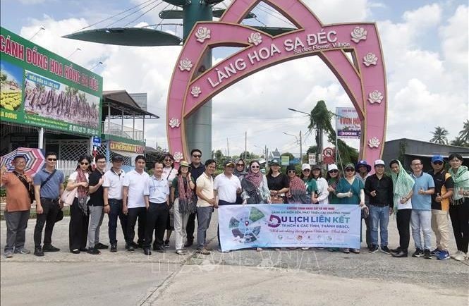 本市与九龙江平原携手发展旅游业