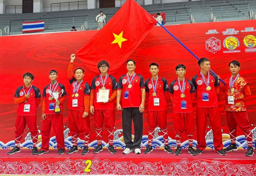 仁义堂亚洲龙狮锦标赛斩获两大奖