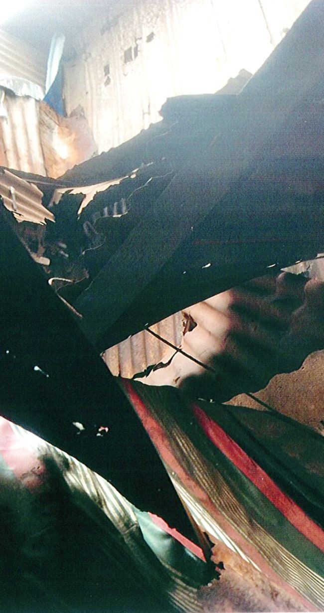 修建前的房子楼阁被倒塌。