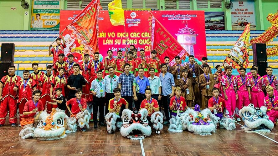 市龙狮协会获全国龙狮俱乐部锦标赛一等奖