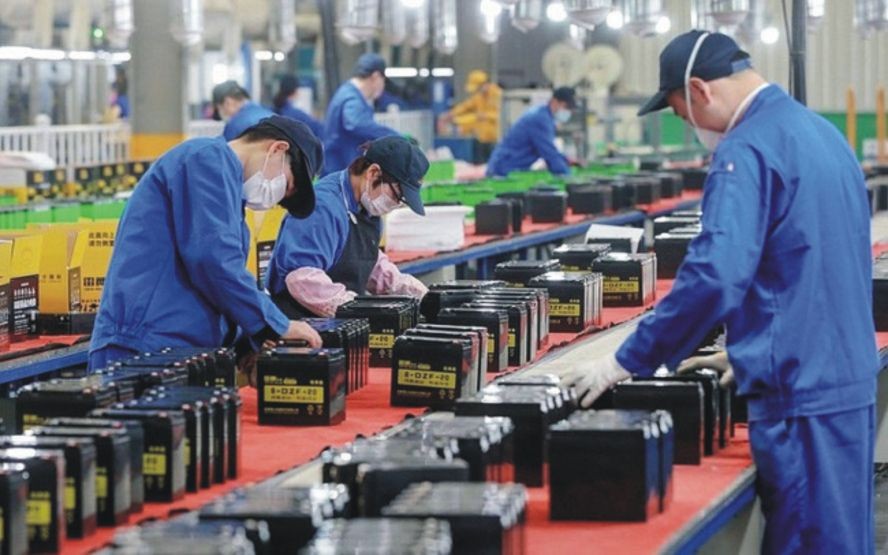 配套工业吸引外国投资商。