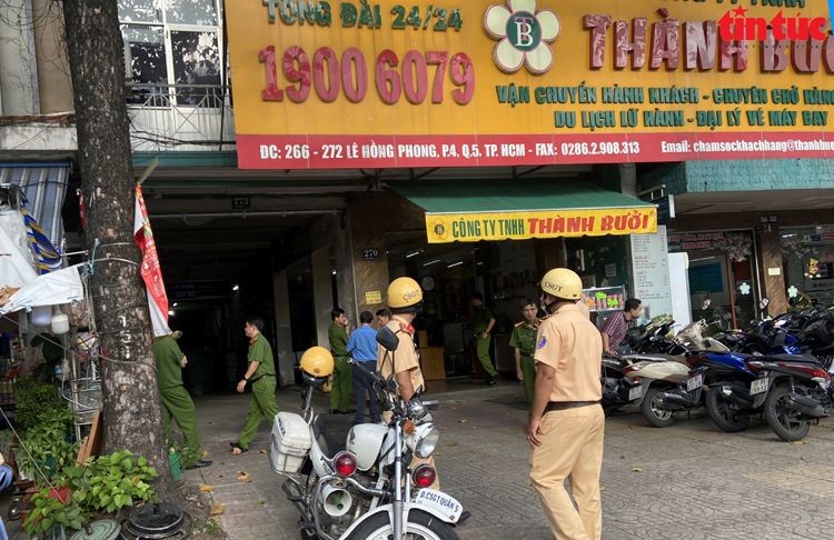 无限期吊销成柚车行经营执照