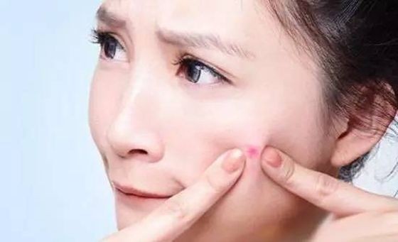 「挤痘痘」可真是个技术活儿