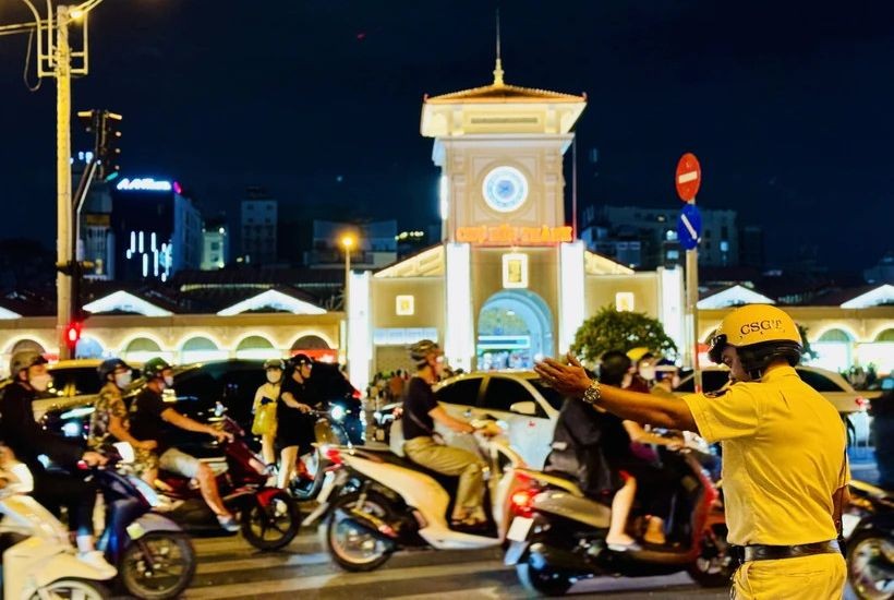 公安力量确保圣诞夜安全