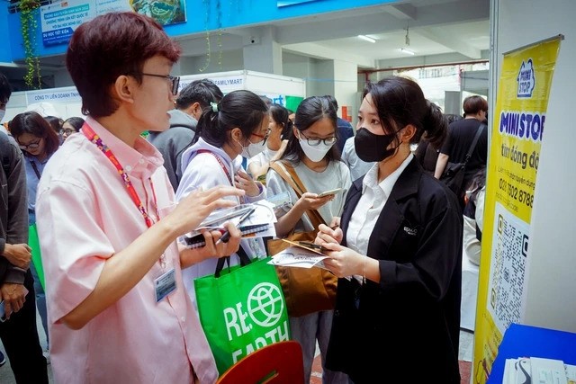 年底临时工受许多劳工关注。