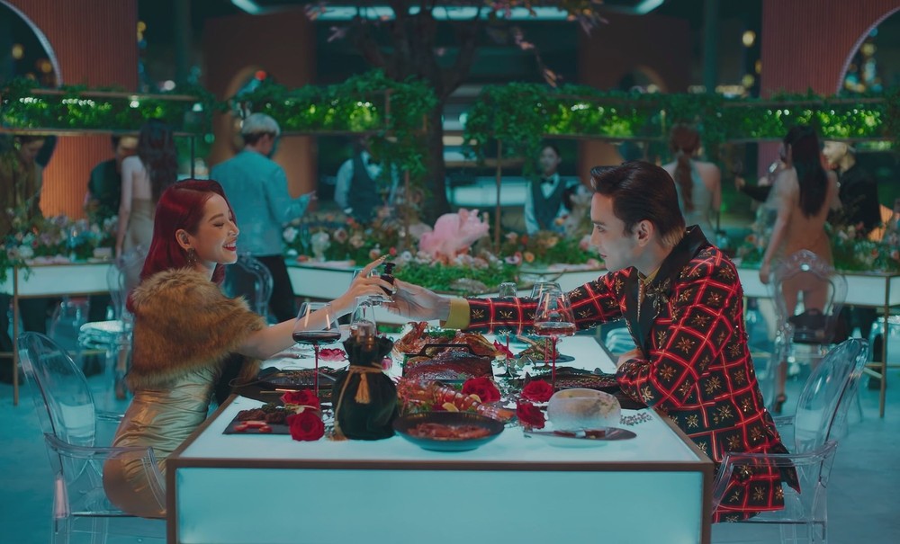 以吸血鬼为故事背景的国产电影《太阳人》。