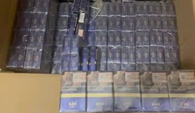 查获的走私香烟。（图：警方提供）