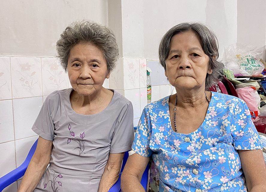 郑佩琨（左）和郑佩珮。