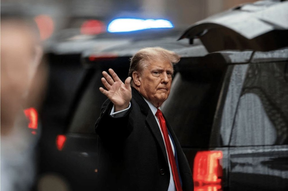 美国前总统特朗普被曼哈顿联邦法院陪审团裁定，诽谤女作家卡罗尔罪成，须向她支付 8,330 万美元。（图：路透社）