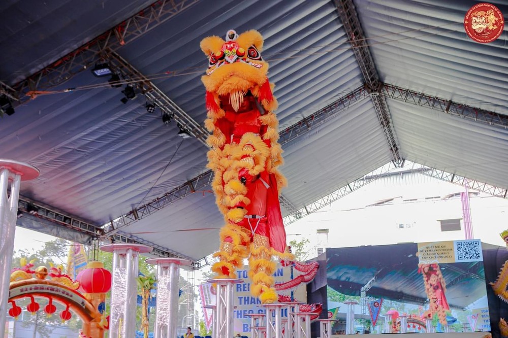 仁义堂将参加斯次第十一郡的龙狮联欢节表演。