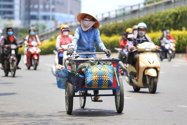 本市力争2022-2025年阶段维持没有贫穷户与多维贫穷边缘户。（示意图：日静）