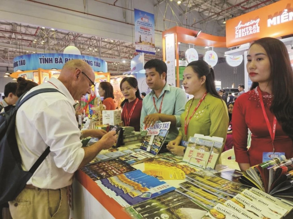 本市旅遊业制定接待600万国际遊客人次的目标。