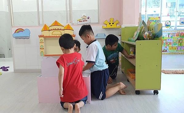 某幼儿园学生的学习一隅。