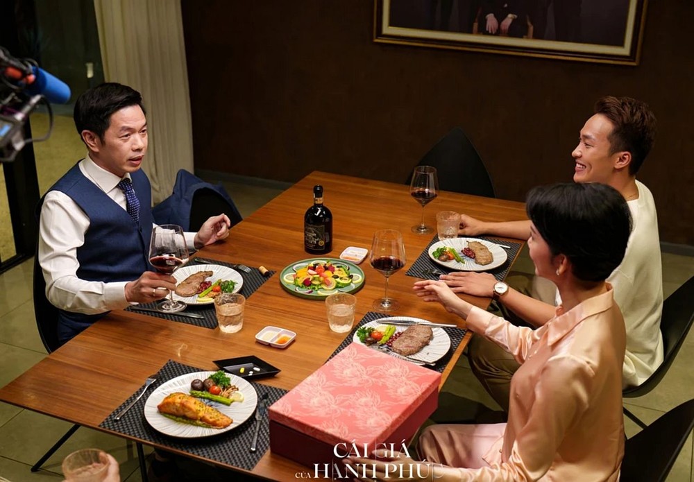 男演员泰和参演《幸福的代价》。