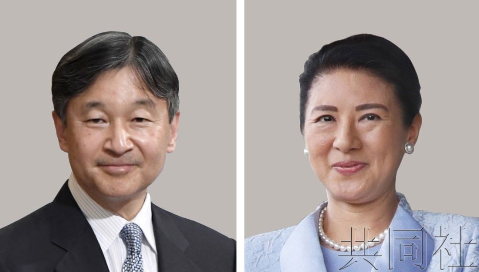 图为日本天皇和皇后。（图：共同社）