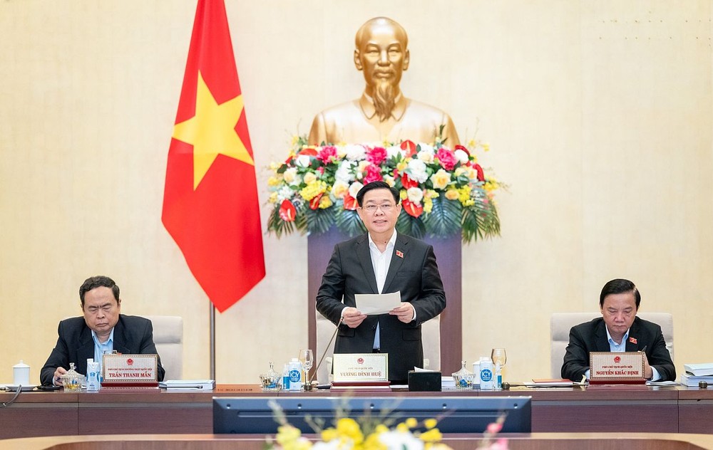 集中完成薪资政策改革工作