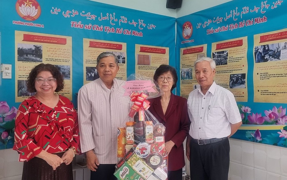 发挥占婆族民族团结精神