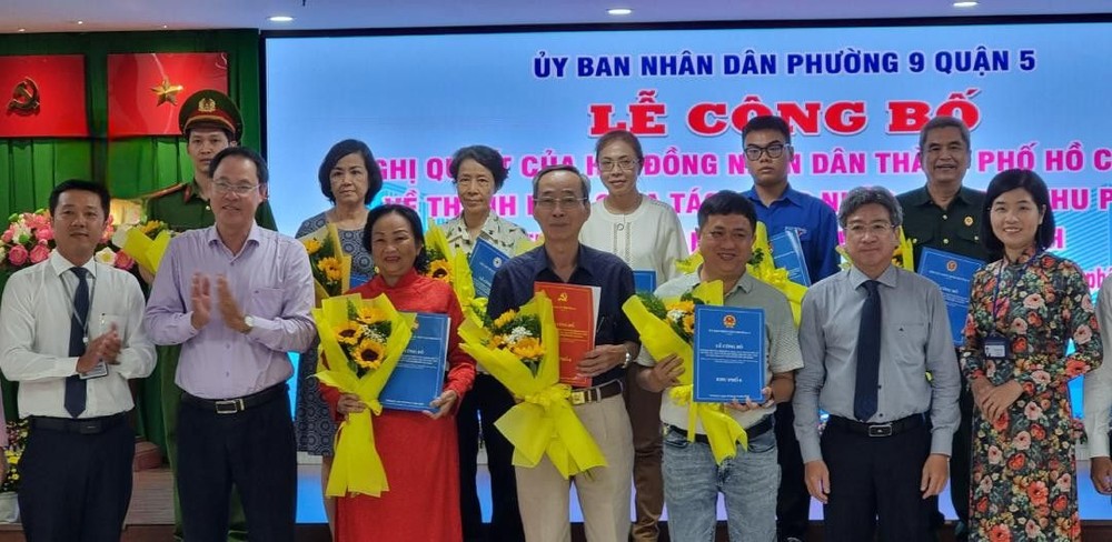 落实合并街区工作