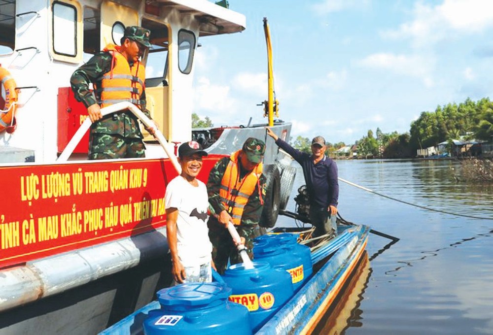 第九军区运水解旱情
