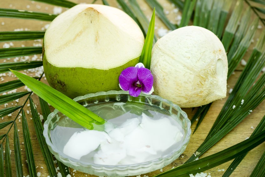 夏天安全喝椰子水