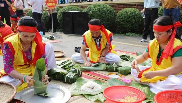 铭记历代雄王始祖功恩