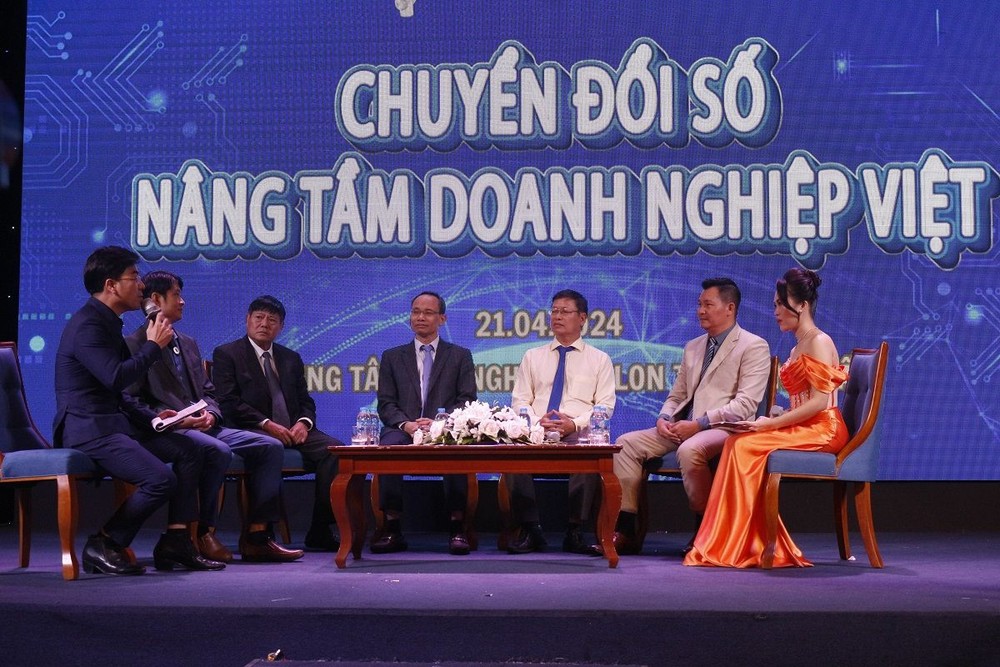 数字化转型市场尚可强劲发展